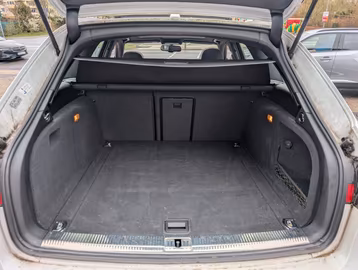 Audi A4 Avant 2.0 TDI quattro PANO. NAVI. SHZ. 19 Vorschaubild 8