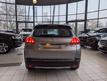 Peugeot 2008 Allure AUTOMATIK. NAVI. PDC. TEMPOMAT Vorschaubild 7