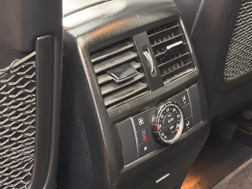 Mercedes-Benz GLE 350d 4MATIC AMG Line. PANO. 360°Kamera. NAVI Vorschaubild 18