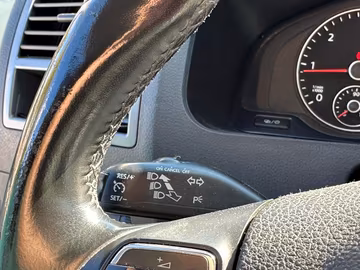 Volkswagen T5 Caravelle 2.0 TDI 8-Sitzer Klima PDC Automati Vorschaubild 14