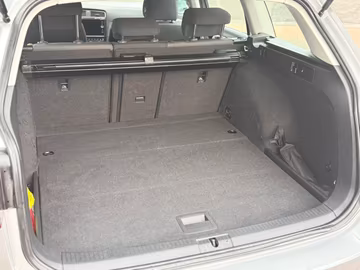 Volkswagen Golf Variant Comfortline SHZ. NAVI. ACC. LED Vorschaubild 12