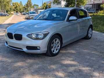 BMW 116d Lounge AUTOMATIK. PDC. TEMPOMAT. BT Vorschaubild 5