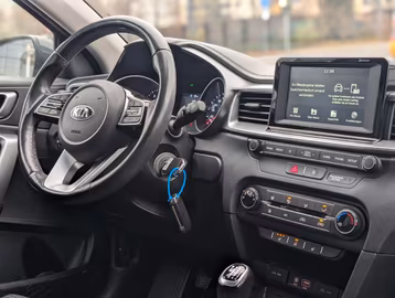 Kia Ceed Edition 7 Limited AHK. CarPlay. Sitzh. RFK. Vorschaubild 5