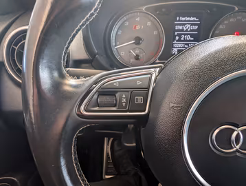 Audi S1 Sportback quattro 4x4. NAVI. SHZ. PDC Vorschaubild 18