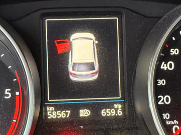 Volkswagen Tiguan 2.0 TDI DSG Comfortline. PDC. B96 2Tonnen Vorschaubild 5