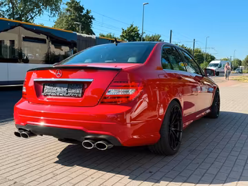 Mercedes-Benz C 350 Avantgarde AMG 4x4. PANO. NAVI. AHK Vorschaubild 5