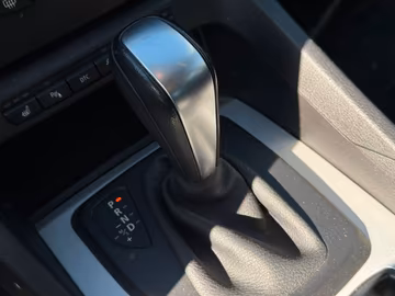 BMW X1 xDrive18d Aut. 4x4. SHZ. PDC. Klima Vorschaubild 10