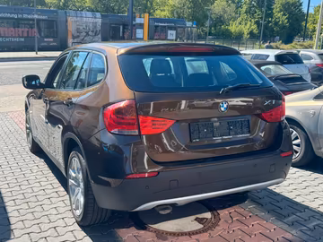 BMW X1 xDrive18d Aut. 4x4. SHZ. PDC. Klima Vorschaubild 7