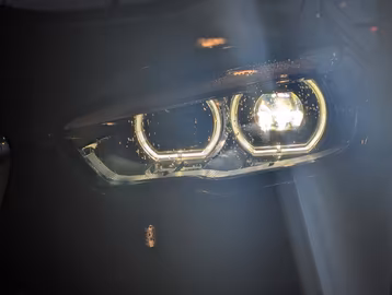 BMW 118i Sport Line *LED*NAVI*SHZ*PDC*AUTOMATIK* Vorschaubild 11