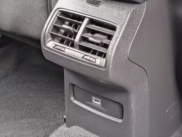 Citroën C4 PureTech 130 Feel. LED. 10-ZOLL. KLIMAAUT Vorschaubild 18