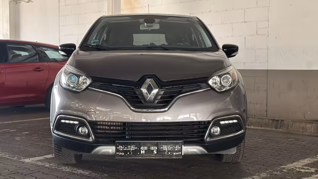 Renault Captur XMOD 1.2 Automatik Kamera Navi SHZ Baujahr 2017 (34.151 km, Benzin, 118 PS) - Gebrauchtwagen bei Autohaus Dörrschuck Mainz