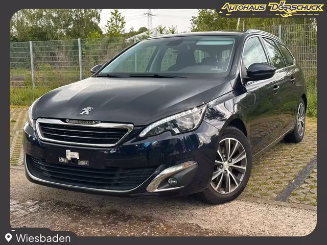 Peugeot 308 Allure NAVI. AHK. LED. AUTOMATIK Baujahr 2015 (129.800 km, Benzin, 131 PS) - Gebrauchtwagen bei Autohaus Dörrschuck Mainz