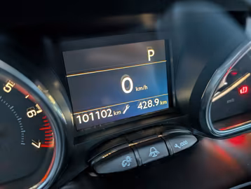 Peugeot 2008 Allure NAVI. KAMERA. AUTOMATIK. LED Vorschaubild 11