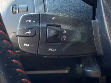 Seat Ibiza ST FR. SHZ. Bi-Xenon. PDC. AHK Vorschaubild 15