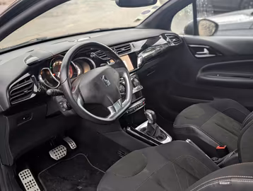 DS Automobiles DS 3 Performance Line *Automatik*NAVI*KAMERA*LED Vorschaubild 4