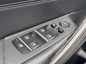 BMW 520d ShadowLine LED Sportsitz RFK ab 299€/Monat Vorschaubild 16