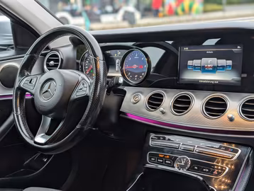 Mercedes-Benz E 200d Automatik NAVI  Avantgarde LTE Vorschaubild 10