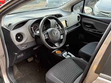 Toyota Yaris Hybrid Business. NAVI. Kamera. Tempomat Vorschaubild 6