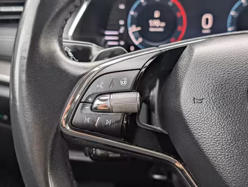 Skoda Octavia Combi 2.0 TDI DSG ACC DIGITAL COCKPIT Vorschaubild 18