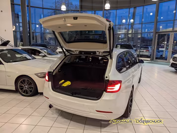 BMW 320d Touring Modern Line*SPORT-AUT*NAVI*XENON Vorschaubild 6
