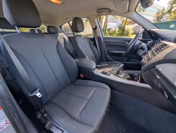 BMW 116d Lounge AUTOMATIK. PDC. TEMPOMAT. BT Vorschaubild 21
