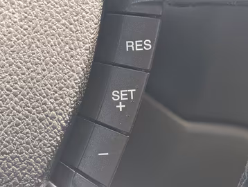 Ford Focus CC Titanium 2.0. SHZ. XENON. KEYLESS Vorschaubild 24