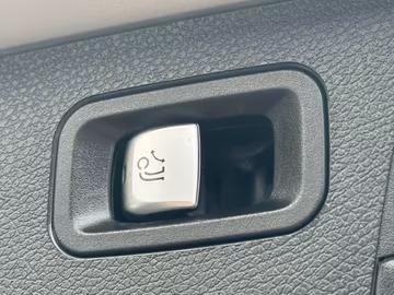 Mercedes-Benz E 200 d T-Modell Avantgarde*HUD*AHK*WIDESCREEN Vorschaubild 13