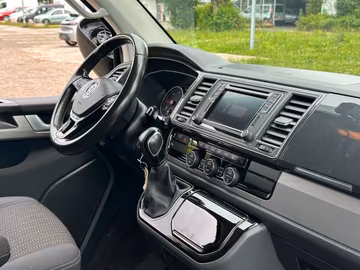 Volkswagen T6 Multivan Comfortline AHK. SHZ. NAVI. Kamera Vorschaubild 17