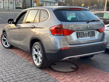 BMW X1 18d sDrive Automatik Becherhalter TÜV NEU Vorschaubild 5