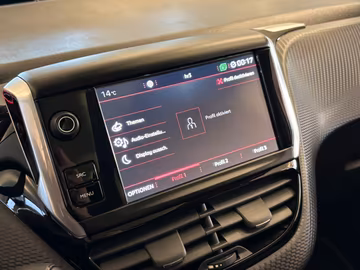 Peugeot 2008 GT Line*AUTOMATIK*NAVI*PANO*PDC*KAMERA Vorschaubild 13