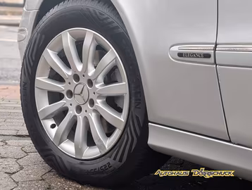 Mercedes-Benz E 220 CDI Elegance *LEDER*AUTOMATIK*TEMPOMAT* Vorschaubild 8