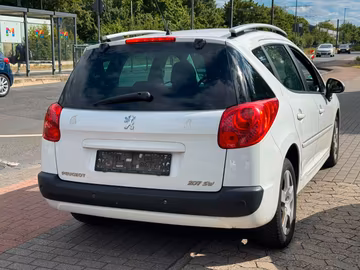 Peugeot 207 Break Premium PANO. SHZ. KLIMA. ALU Vorschaubild 6