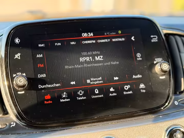 Fiat 500 Lounge 1.0 Hybrid. CARPLAY. CRUISE. DAB Vorschaubild 16