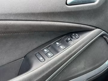 Opel Crossland Elegance NAVI. Kamera. Alcantara. LED Vorschaubild 10