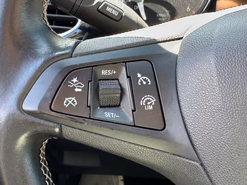 Opel Astra Sports Tourer Elegance NAVI. LED. Kamera Vorschaubild 11