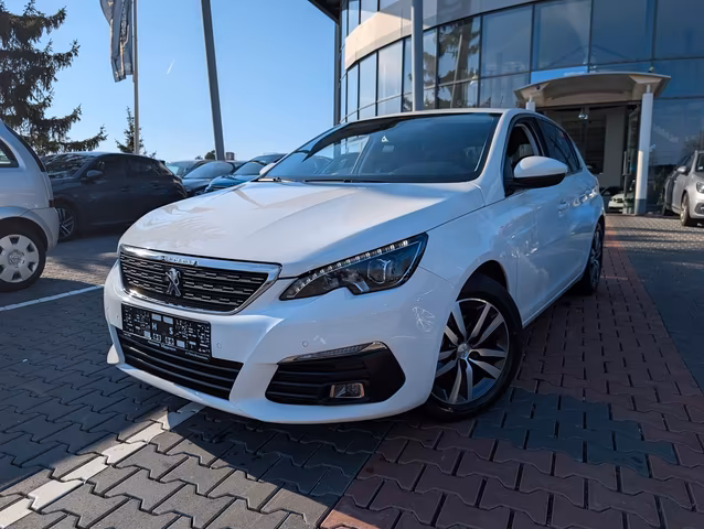 Peugeot 308 Allure NAVI. KAMERA. LED. ACC. KEYLESS Baujahr 2020 (89.632 km, Benzin, 131 PS) - Gebrauchtwagen bei Autohaus Dörrschuck Mainz