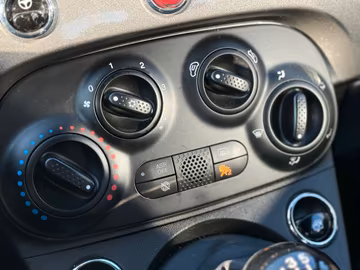 Fiat 500 Lounge 1.0 Hybrid. CARPLAY. CRUISE. DAB Vorschaubild 21