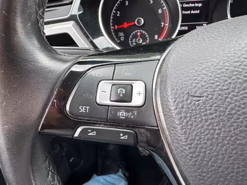 Volkswagen Touran Trendline AHK. NAVI. SHZ. 7-SITZER Vorschaubild 12