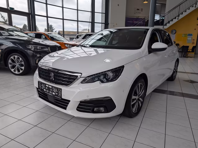 Peugeot 308 Allure Business LED. NAVI. ACC. Kamera Baujahr 2018 (50.495 km, Benzin, 131 PS) - Gebrauchtwagen bei Autohaus Dörrschuck Mainz