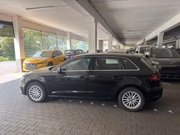 Audi A3 Sportback Ambiente AHK. NAVI. PDC. DSG Vorschaubild 9