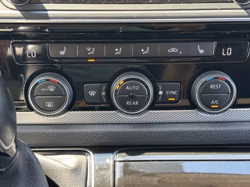 Volkswagen T6 Multivan Highline 4x4. NAVI. St.HZ. AHK Vorschaubild 22