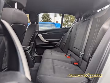 BMW 118d Urban Line NAVI. KAMERA. LED. AUTOMATIK Vorschaubild 11