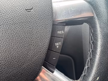 Ford Focus CC Titanium 2.0. SHZ. XENON. KEYLESS Vorschaubild 12