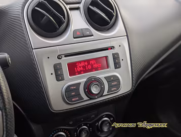 Alfa Romeo MiTo Distinctive*Sport-Paket*PDC*ALU*USB* Vorschaubild 13