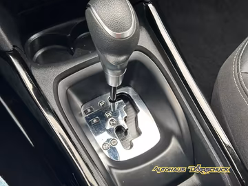 Peugeot 2008 Allure NAVI. KAMERA. AUTOMATIK. LED Vorschaubild 16