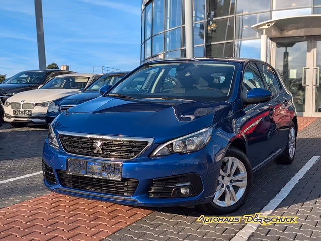 Peugeot 308 Active *NAVI*PDC*KLIMAAUTOM*SPURASSIST*LED Baujahr 2020 (75.000 km, Benzin, 131 PS) - Gebrauchtwagen bei Autohaus Dörrschuck Mainz