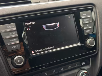 Skoda Octavia RS 4x4. DSG. NAVI. AHK. KESSY. SHZ Vorschaubild 17