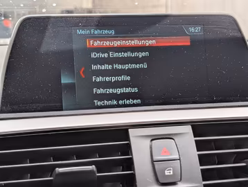 BMW 118i Advantage SHZ. NAVI. PDC. 1.Hand Vorschaubild 25