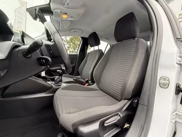 Peugeot 208 Allure NAVI. LED. PDC. Tempomat Vorschaubild 11