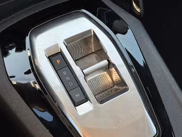 Peugeot 208 Active Pack EAT8. NAVI. PDC. 1.Hand Vorschaubild 14